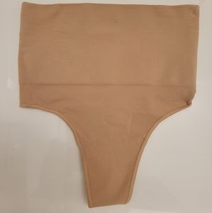 SKIMS CORE CONTROL Thongs Size S/M